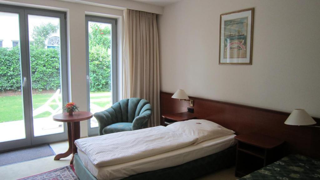 Hotel Bergedorfer Hoehe ハンブルク エクステリア 写真
