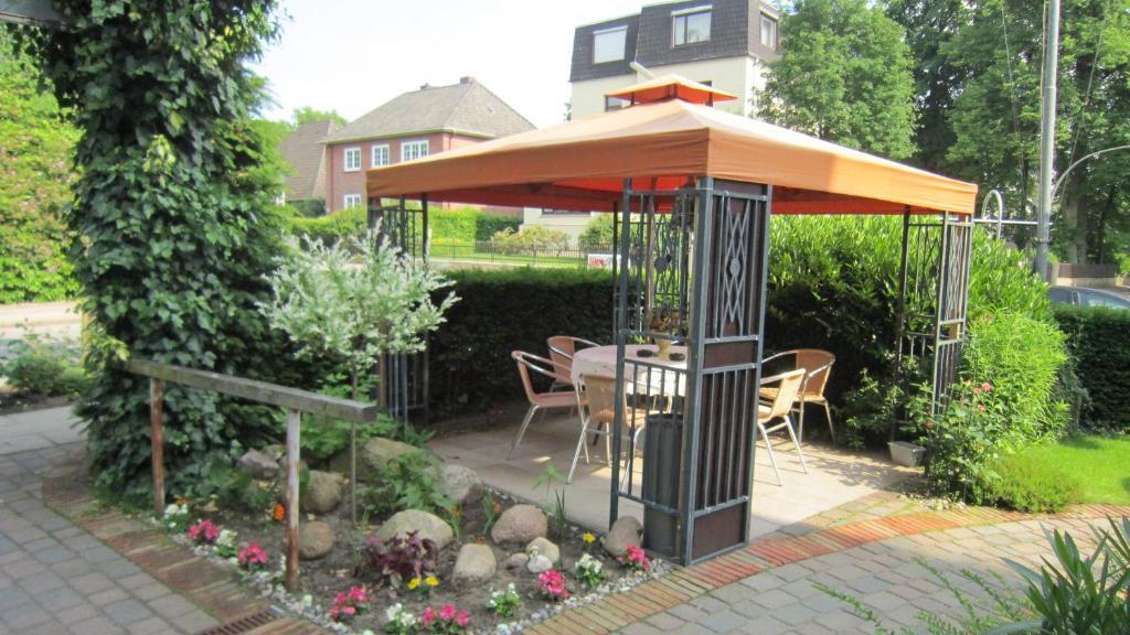 Hotel Bergedorfer Hoehe ハンブルク エクステリア 写真