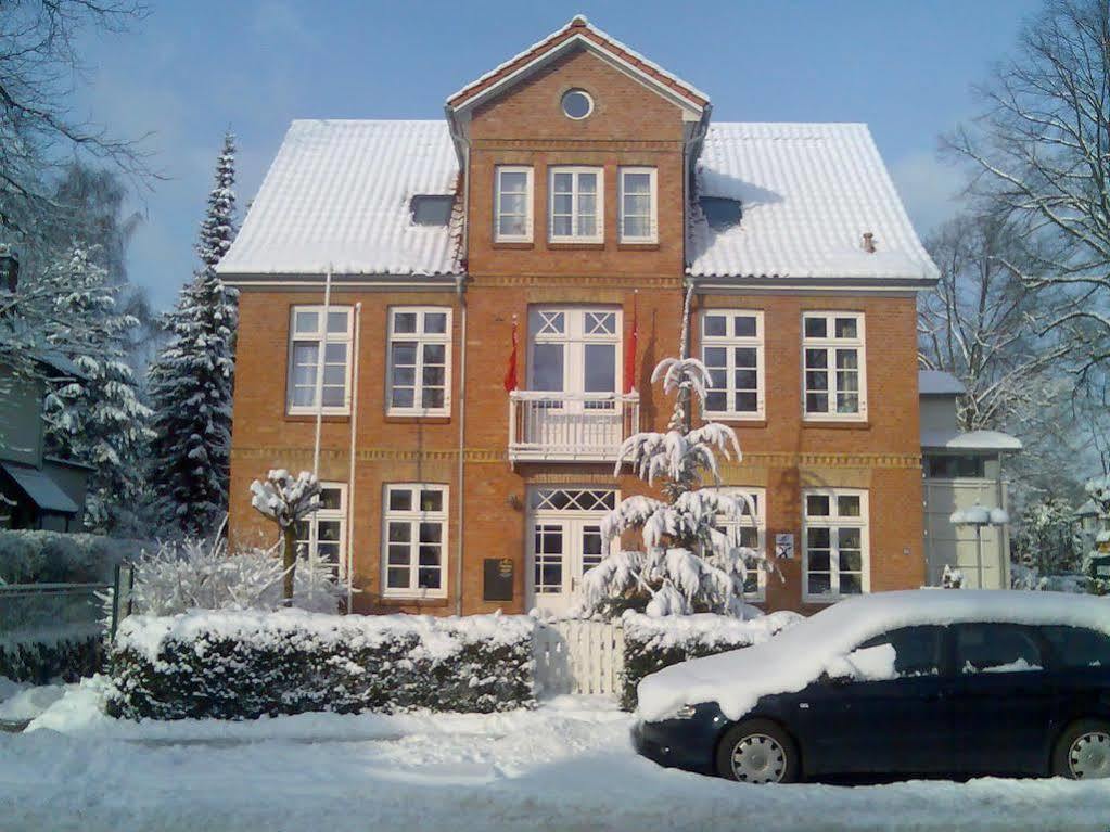 Hotel Bergedorfer Hoehe ハンブルク エクステリア 写真